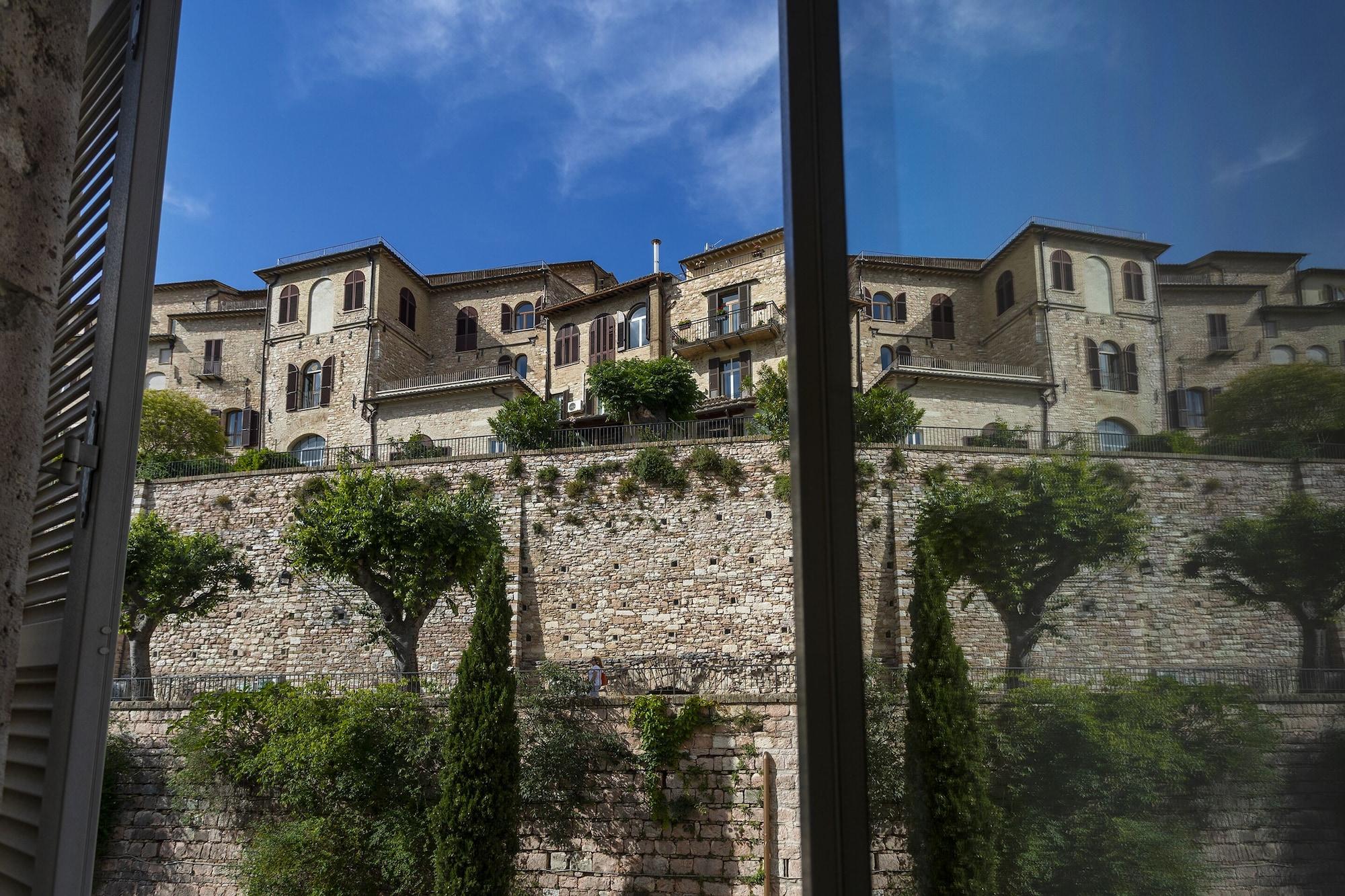 Hotel Fontebella Ассизи Экстерьер фото